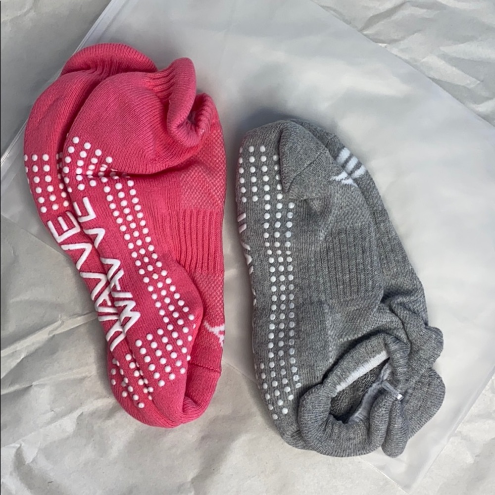 Ladies Sports Gripper Socks @Wavvewear
